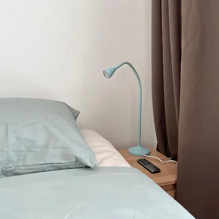 Apartment Houmbase - Kodikas Ja Moderni Asunto Keskustan Rauhallisella Alueella *