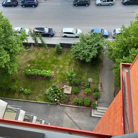 Apartment Houmbase - Kodikas Ja Moderni Asunto Keskustan Rauhallisella Alueella *